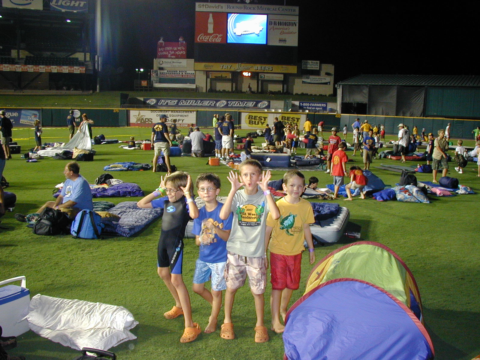 2008-07-29-Scouts-Dell-Diamond-sleepover-9-Jack-Dax-Chance-Case.JPG